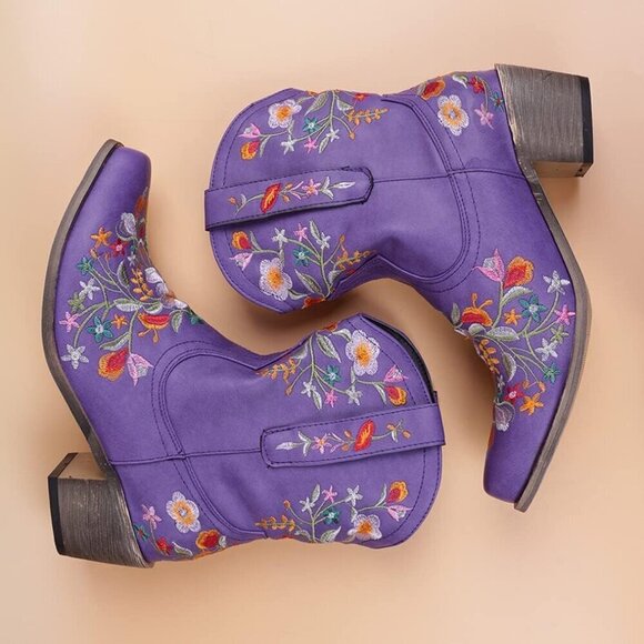 Women Flower Embroidered Ankle Booties Purple Synthetic Chunky Heel Short Boots - Picture 2 of 6